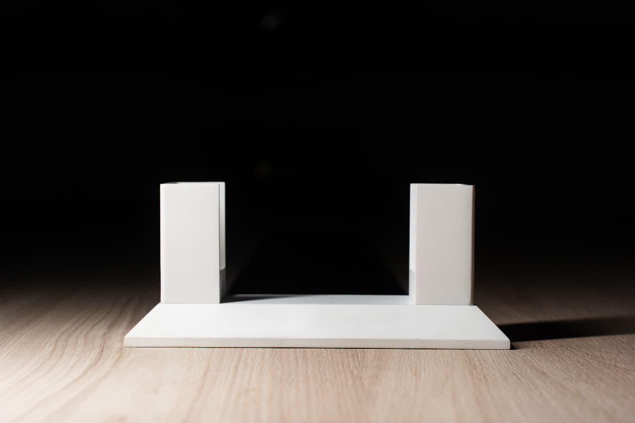 白色 U 形 3D 列印定位治具