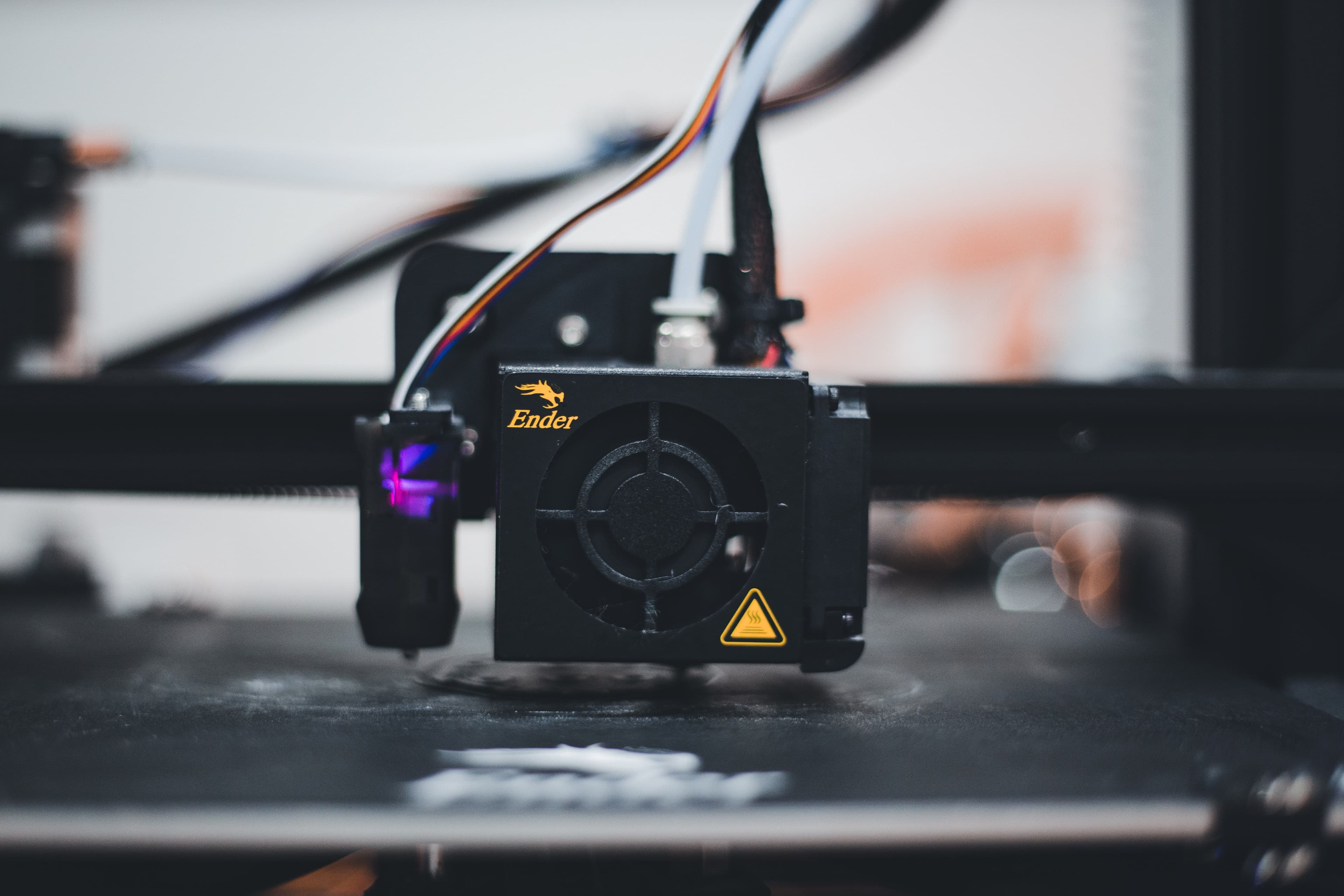 黑色工業 3D 列印頭特寫